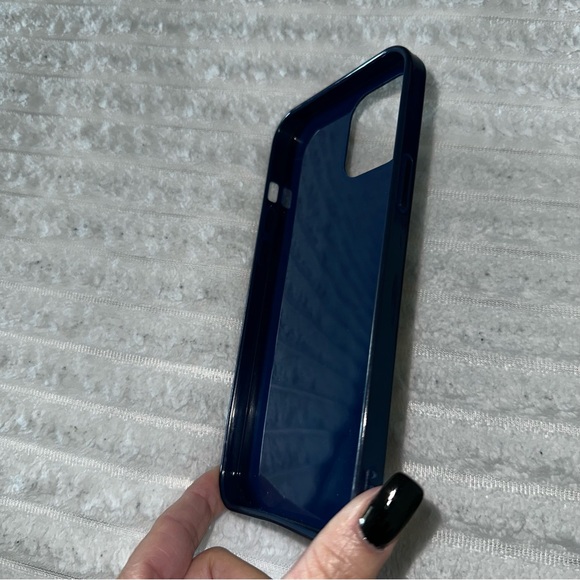 Case iPhone 12 Pro Max Case w/matching pop socket/ pre owner - Picture 9 of 16